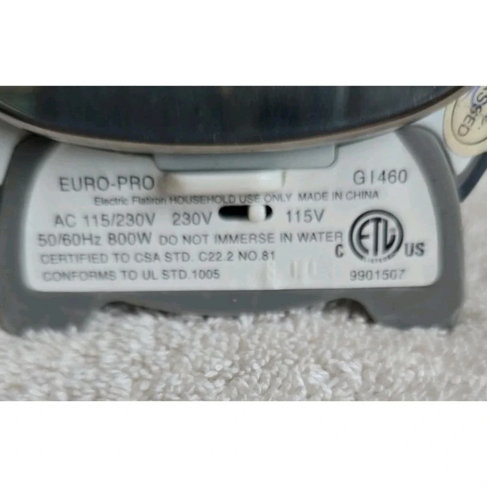 Shark Euro-Pro Mini Iron Grey &‎ White